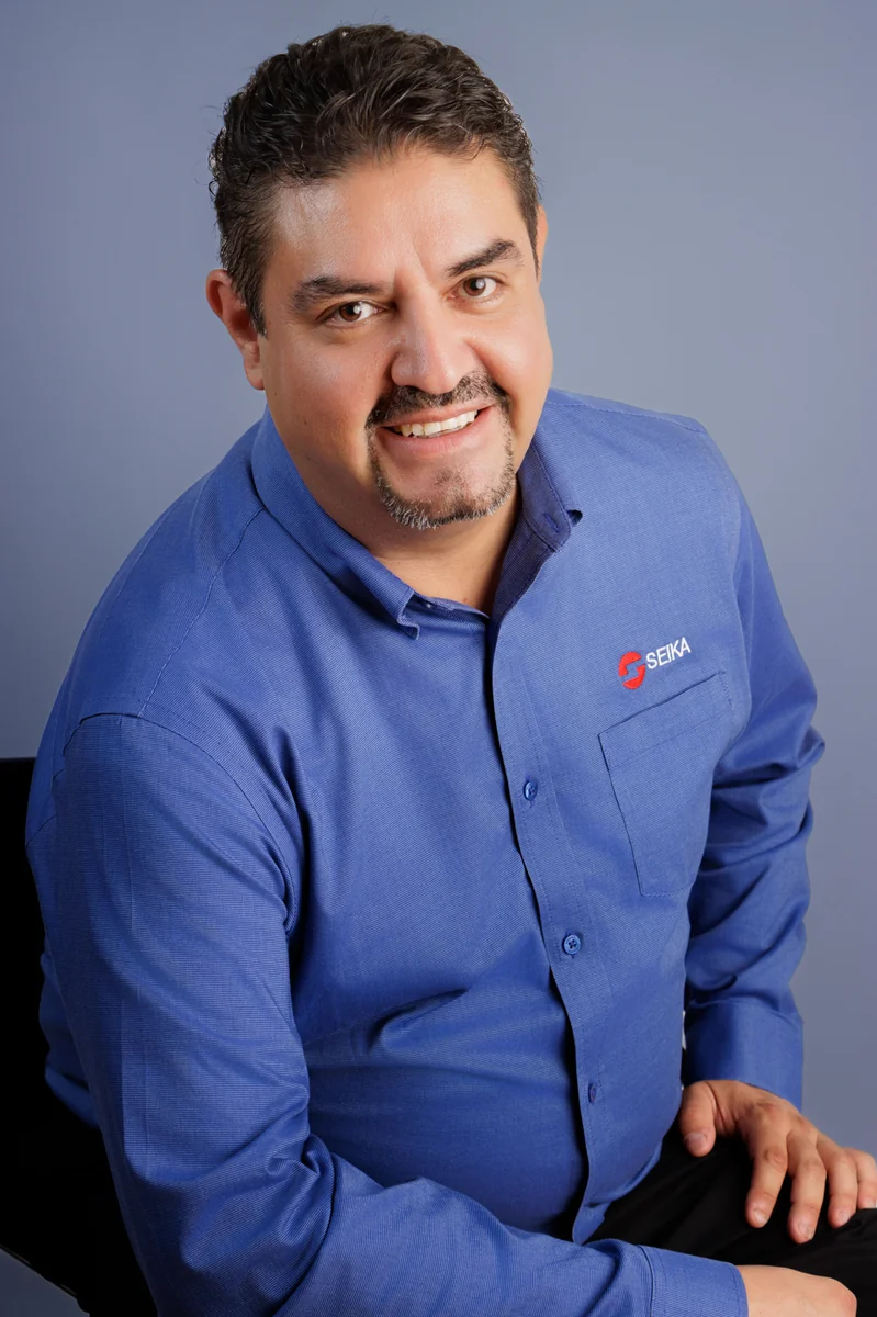 Guillermo Márquez Headshot Directivo